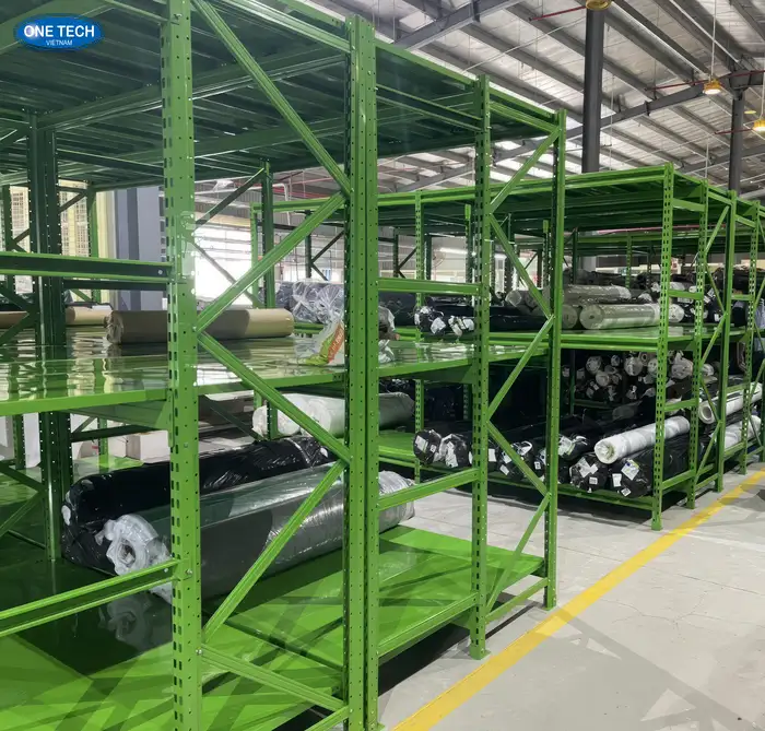 Kệ kho hàng Bắc Ninh màu xanh lá thiết kế theo yêu cầu khách hàng