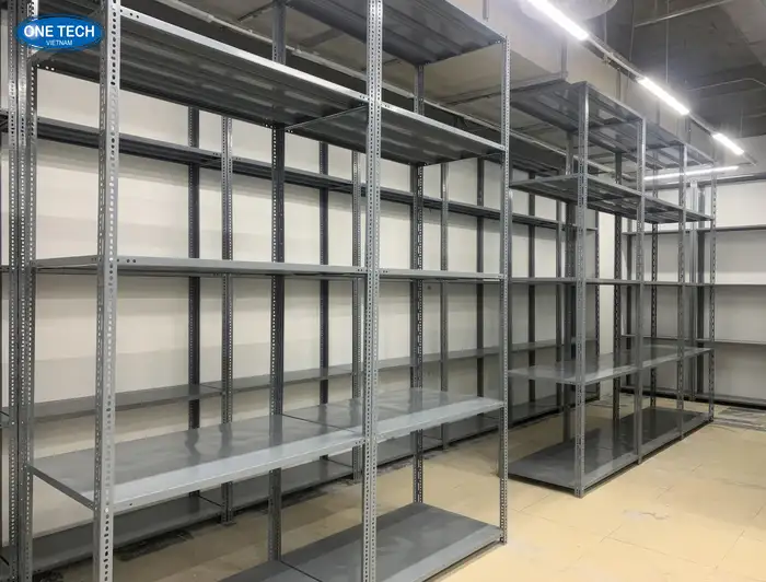 Kệ hạng nhẹ (kệ V lỗ) tại Bắc Ninh giá rẻ tại nhà máy