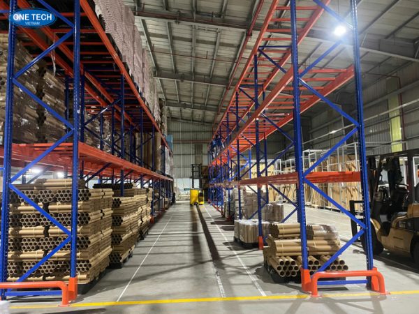 Kệ chứa hàng Hưng Yên miễn phí khảo sát mặt bằng