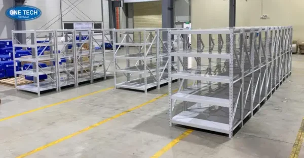 Phân loại kệ trung tải tại Điện Biên theo màu sắc