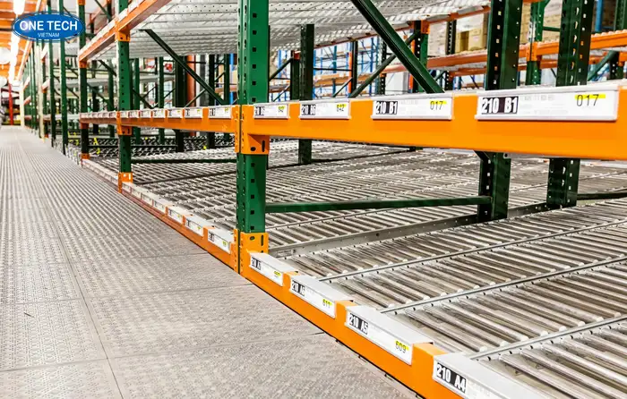 Kệ con lăn Carton Flow Rack là gì?