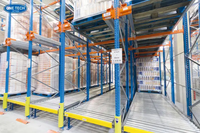 Nhược điểm cần cân nhắc của kệ kho pallet con lăn