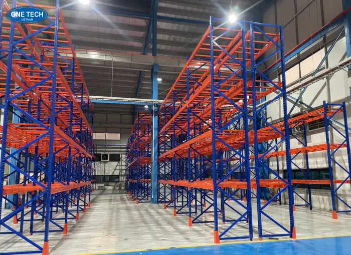 Kệ chứa hàng nặng Sóc Trăng