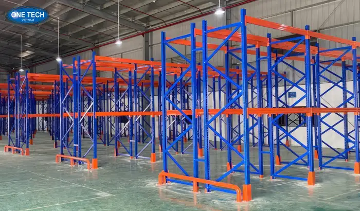 Kệ để hàng Sóc Trăng