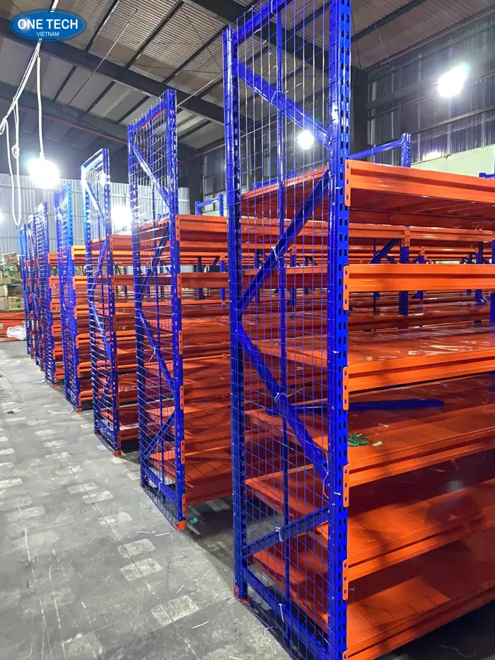 Kệ trung tải tại Long An 6 tầng