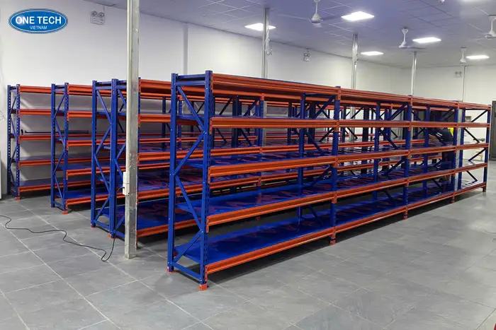 kệ sắt trung tải Quảng Nam
