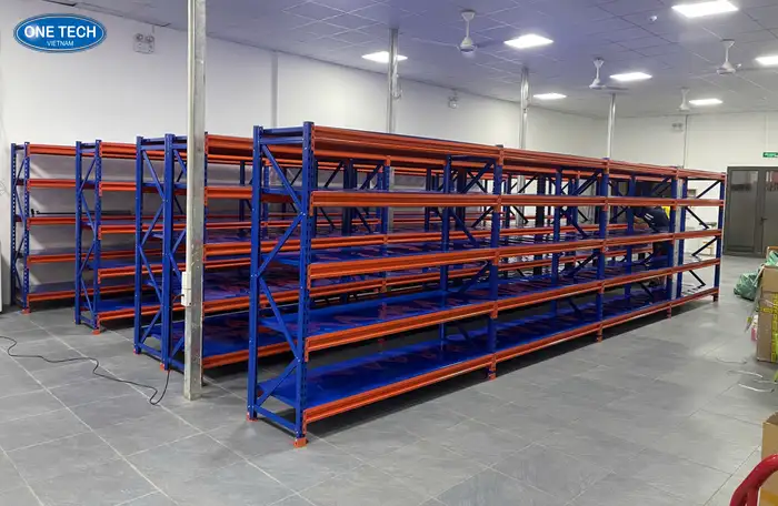 Phân loại kệ trung tải Thanh Hóa theo tải trọng