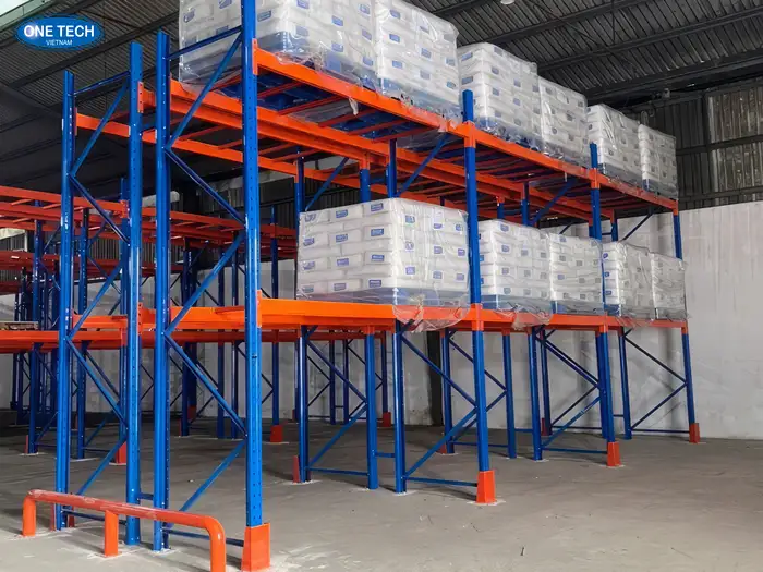 Các lưu ý khi mua kệ hạng nặng tại Long An