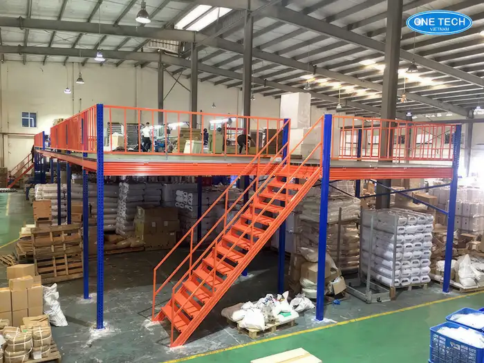 Kệ sàn Mezzanine tại Long An