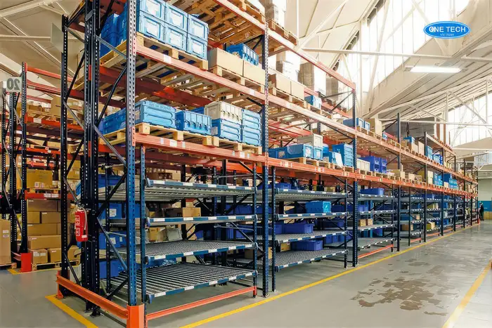 Kệ kho pallet con lăn Bình Dương