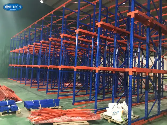 kệ sắt để hàng nặng TPHCM giá rẻ tại nhà máy