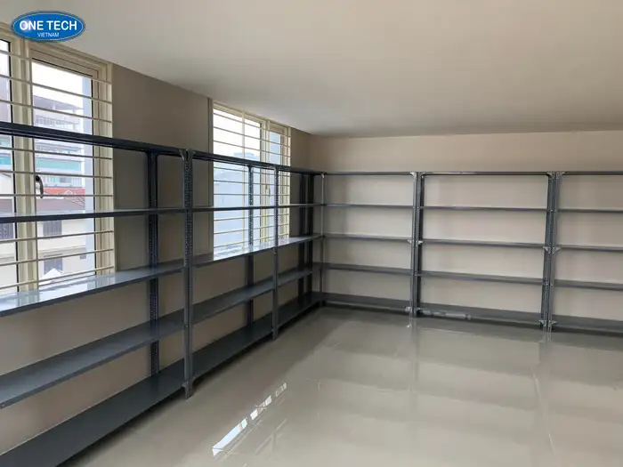 Kệ sắt v lỗ giá rẻ Cần Thơ