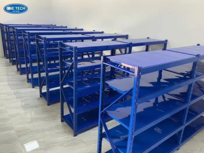 Kệ trung tải làm kệ trong kho tại Vũng Tàu
