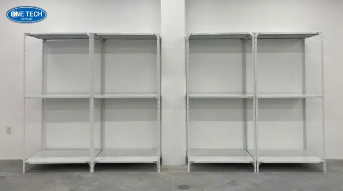 Kệ sắt V lỗ 3 tầng chuyên dùng cho gia đình