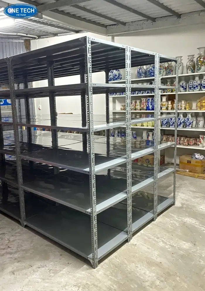 Kệ sắt v lỗ Thanh Hóa 6 tầng