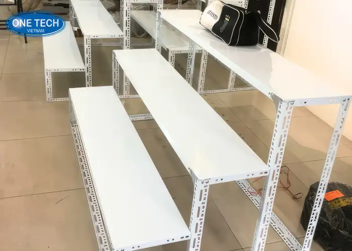 Kệ bậc thang tại Vũng Tàu