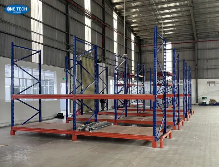 Kệ sắt để hàng nặng Tiền Giang