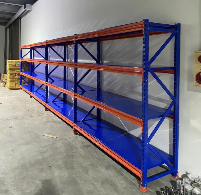 Kệ trung tải Bến Tre tải trọng tối đa 300kg/tầng