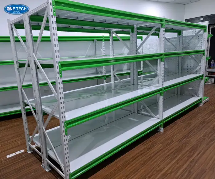 Kệ trung tải Bến Tre phối màu xanh lá + trắng hài hòa