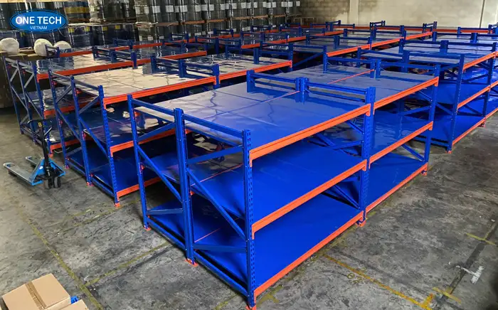 Kệ trung tải 3 tầng Ninh Thuận