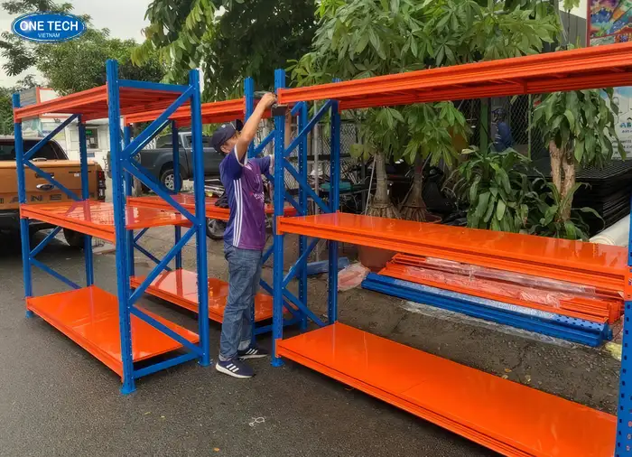 Cách lắp kệ trung tải Vĩnh Long trong 5 bước