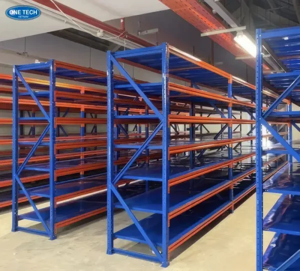 Phân loại kệ trung tải Vĩnh Long theo tầng