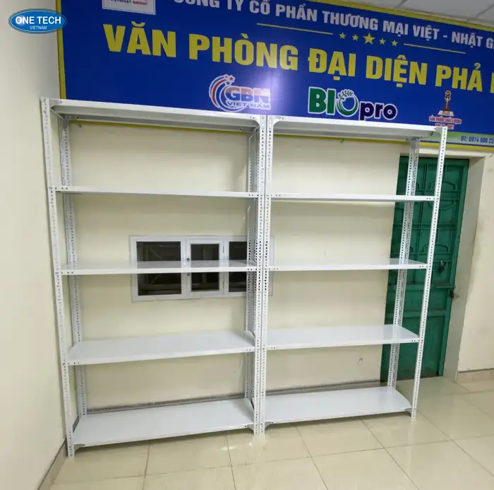 Địa chỉ cung cấp kệ sắt V lỗ uy tín tại Hà Nam