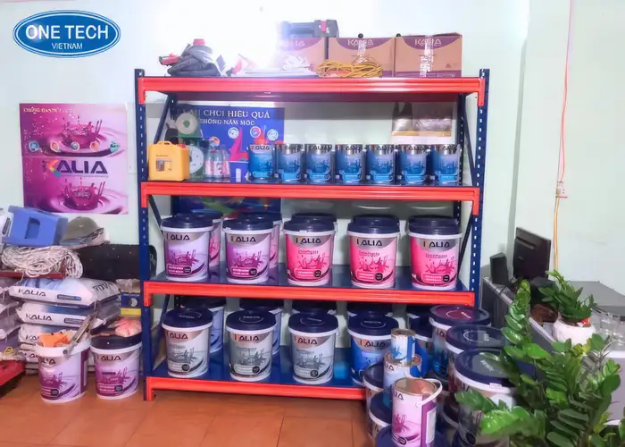 Kệ trung tải Hậu Giang 200kg/tầng dùng cho hàng hóa nhỏ nhẹ