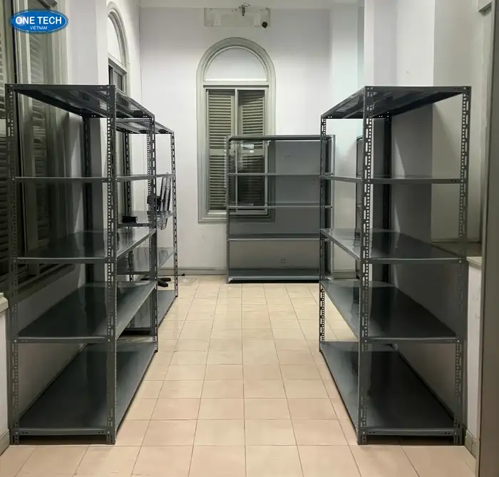 Kệ sắt v lỗ giá rẻ Thái Bình