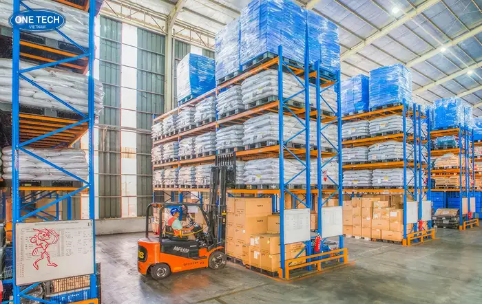 Khi nào doanh nghiệp cần mở kho lưu trữ hàng hóa?