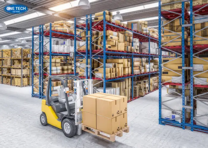 Kho trung chuyển là gì? Những điều cần biết khi xây dựng kho trung chuyển