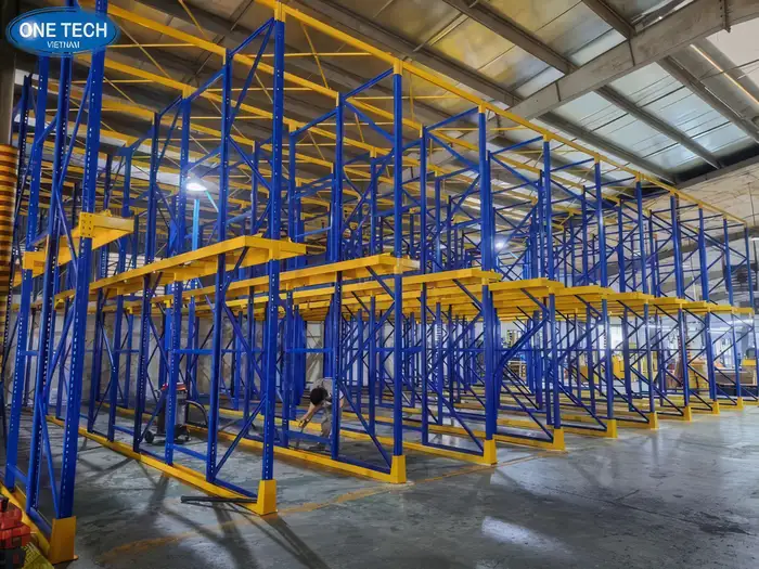 Kệ Drive In Pallet 2 tầng