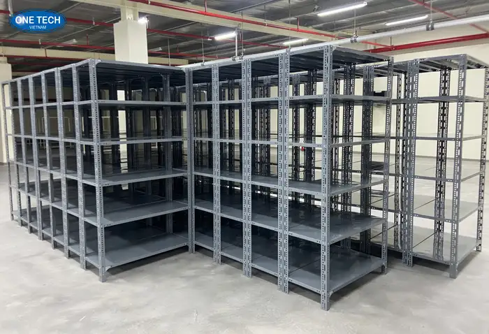 Kệ kho trung tải - Cung cấp giá kệ và setup không gian kinh doanh