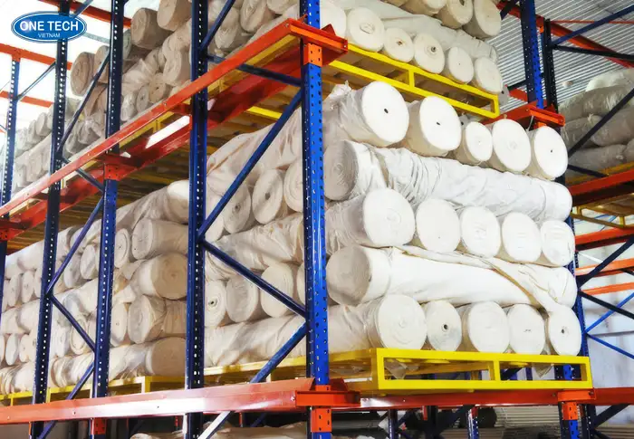 Tại sao nên mua pallet để vải tại One Tech?