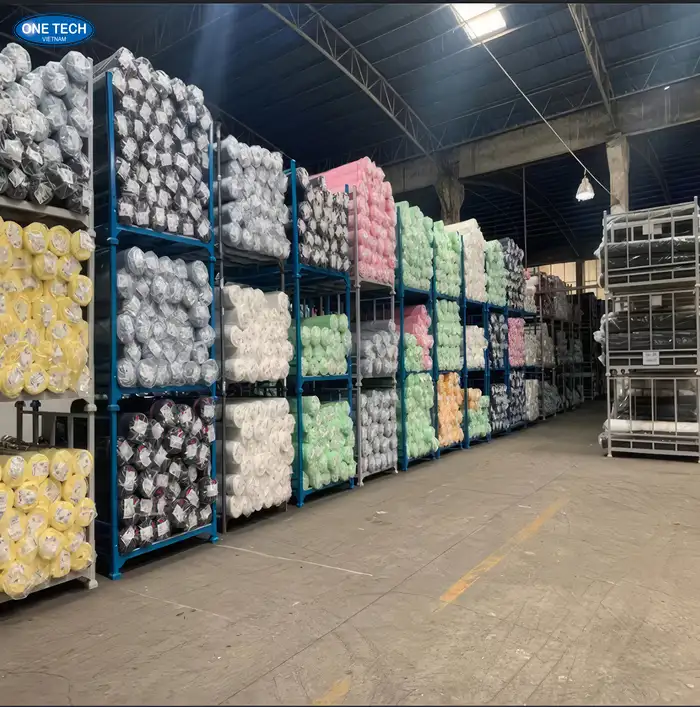 Pallet để vải xếp chồng