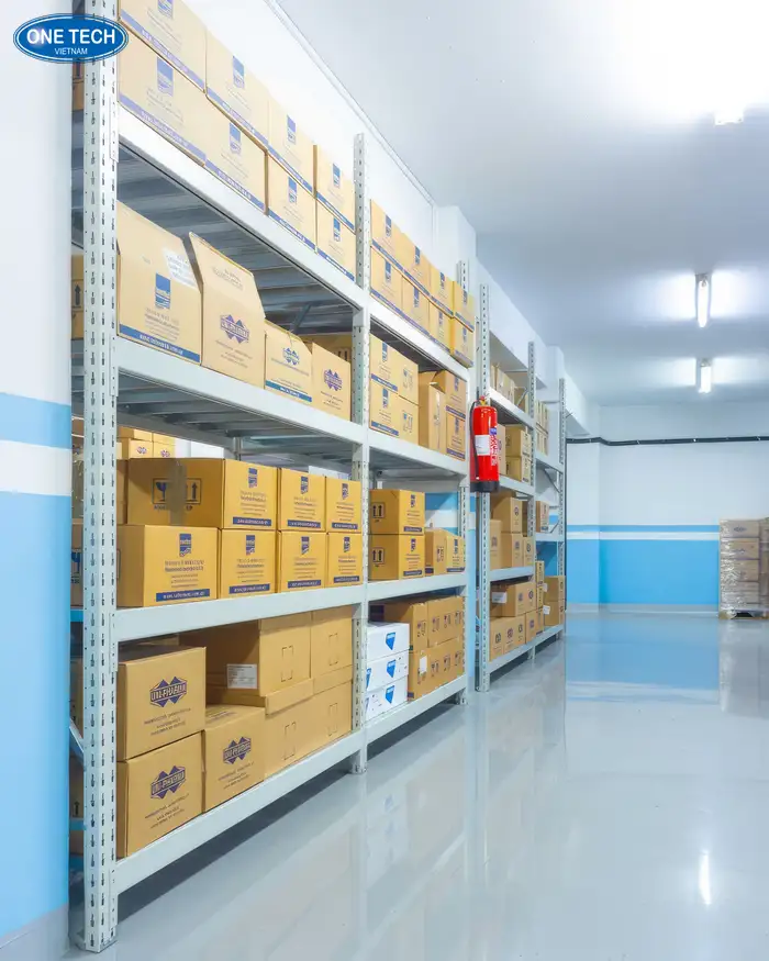 Các mẫu kệ kho lạnh phổ biến