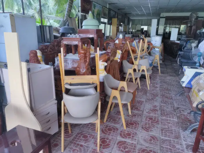 Buôn bán gì nhanh giàu ở nông thôn? Mở cửa hàng kinh doanh nội thất tại nông thôn