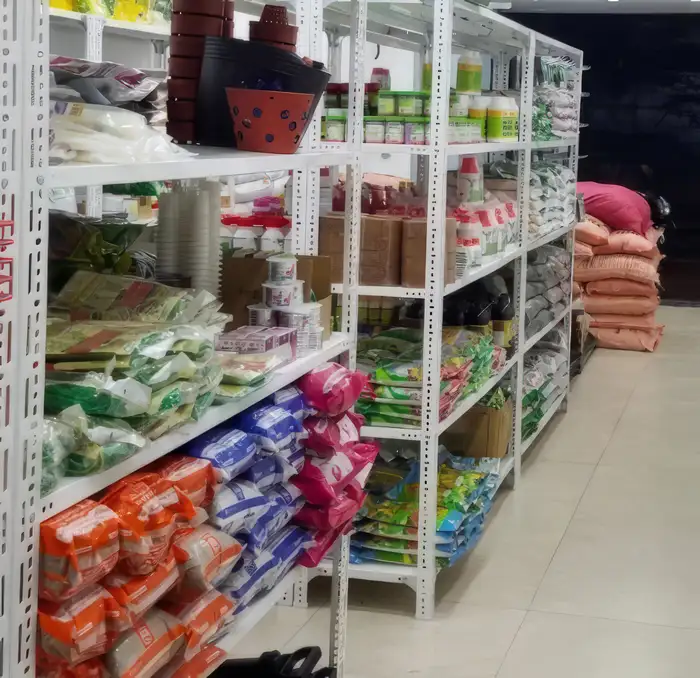 Buôn bán gì nhanh giàu ở nông thôn? Mở đại lý phân bón, thức ăn chăn nuôi bền vững