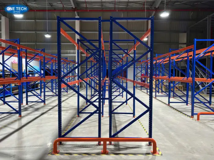 Kệ Kho Trung Tải One Tech - Sản xuất giá kệ uy tín hàng đầu