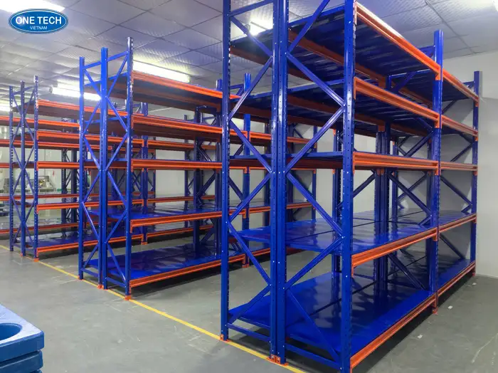 Kệ trung tải để sữa