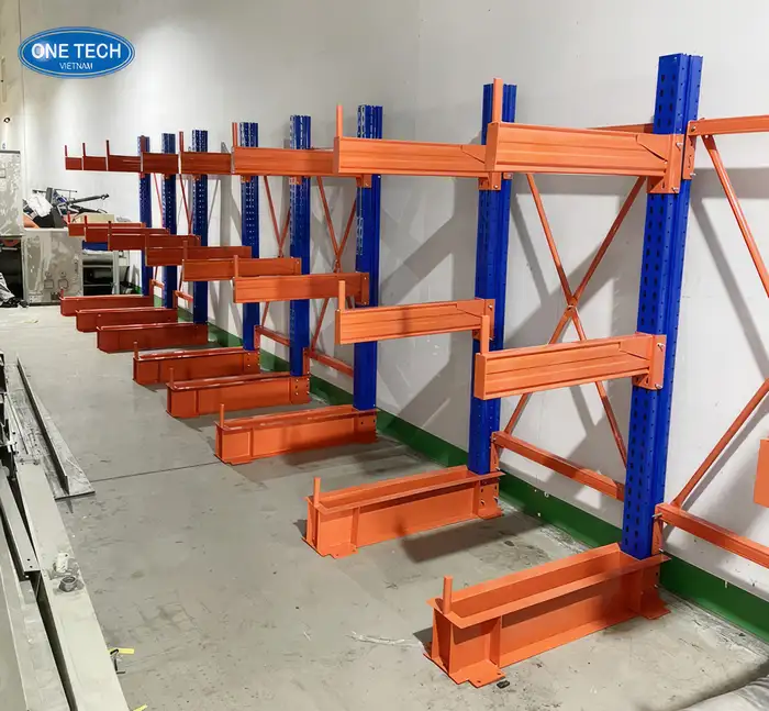 Kệ tay đỡ tại Huế (Cantilever)