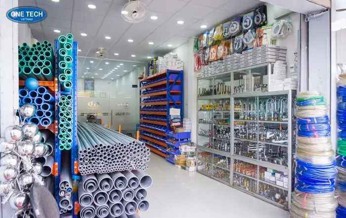 Mở đại lý điện nước nhưng thiếu đầu tư trong trưng bày và lưu trữ sản phẩm