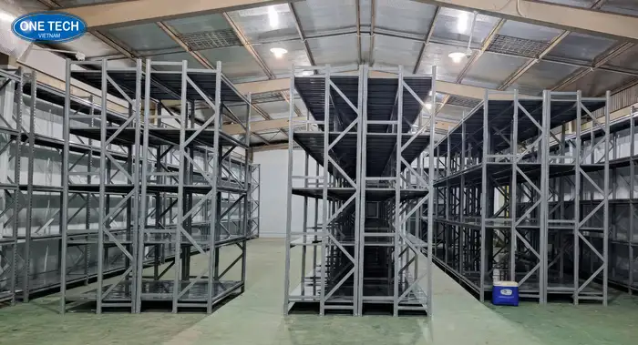 Phân loại kệ trung tải theo thiết kế Phân loại kệ trung tải theo thiết kế