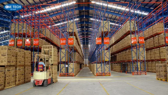 Báo giá kệ kho hàng, kệ chứa hàng tại nhà máy Báo giá kệ kho hàng, kệ chứa hàng tại nhà máy