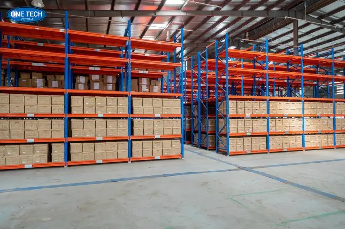 Kệ kho trung tải One Tech – Đối tác thi công kệ kho hàng uy tín hàng đầu tại Việt Nam