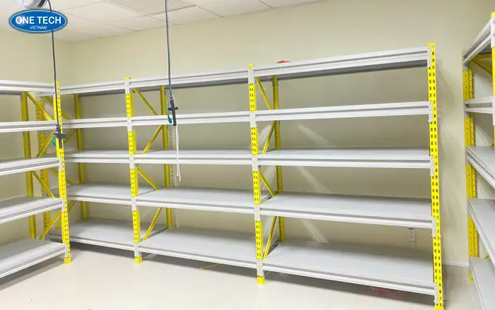 Kệ để hàng trung tải lắp đặt toàn quốc Kệ để hàng trung tải lắp đặt toàn quốc
