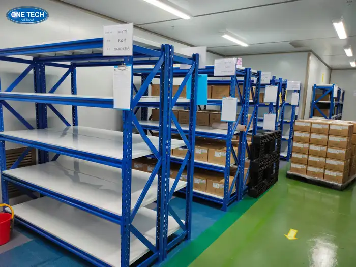 Phân loại kệ trung tải theo tải trọng từng tầng
