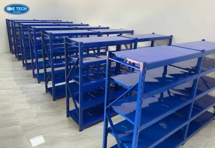 Kệ sắt trung tải màu xanh đậm 6 tầng Kệ sắt trung tải màu xanh đậm 6 tầng