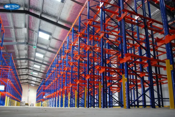 Vì sao nên chọn Kệ kho trung tải OT khi mua kệ công nghiệp tại Điện Biên? Vì sao nên chọn Kệ kho trung tải OT khi mua kệ công nghiệp tại Điện Biên?