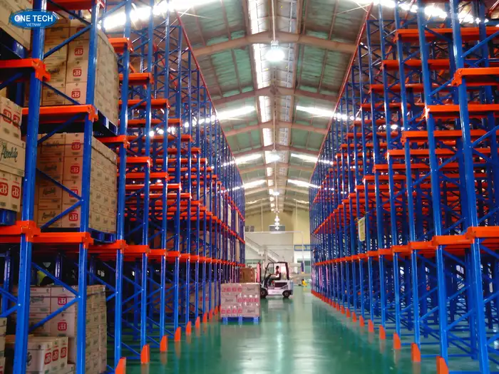 Kệ Drive In 3 tầng miễn phí thiết kế 3D